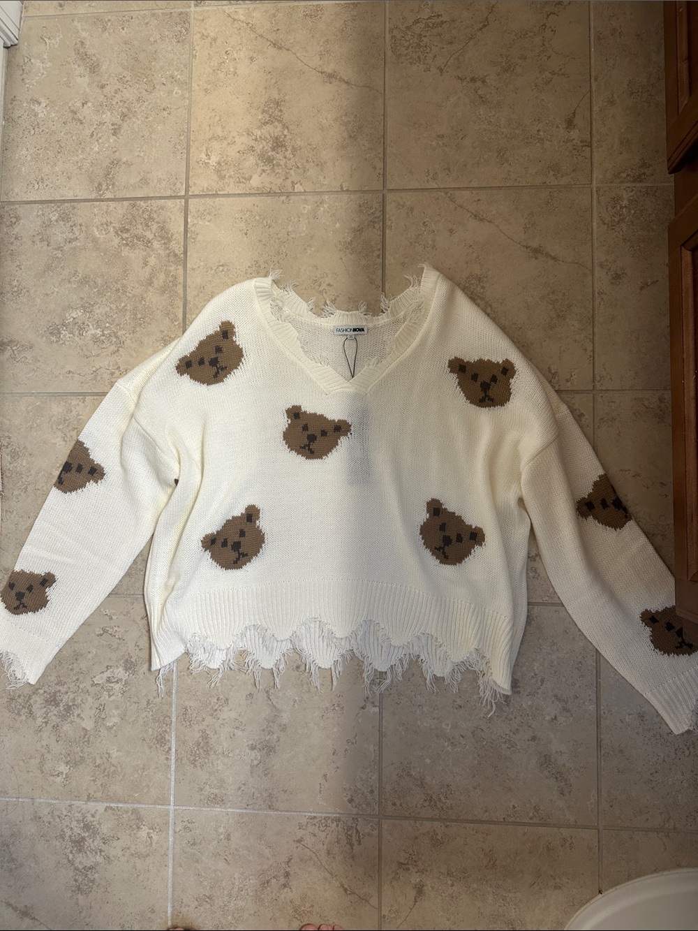 Fashion Nova Cream V-Neck Teddy Bear Knit Sweater - Brand New 🧸